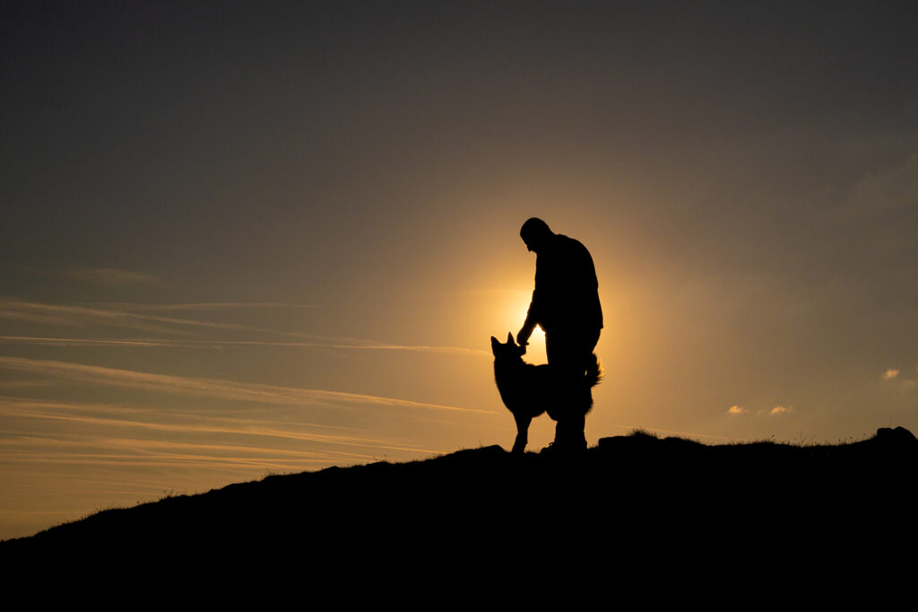 Mann mit Hund