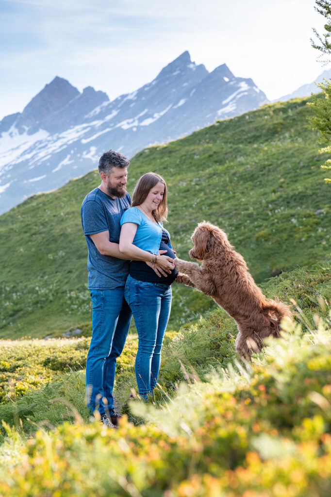Paar mit Hund